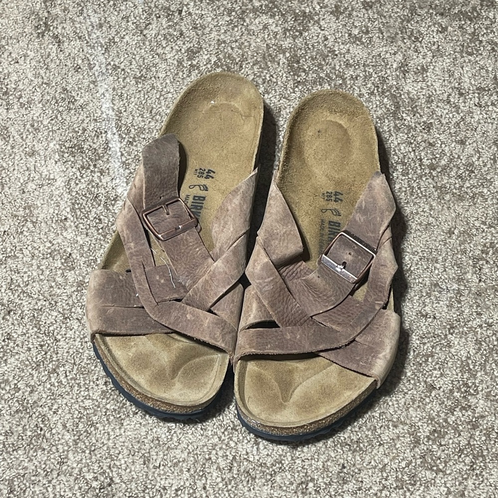 Birkenstock Lugano Oiled leather sandal size 10